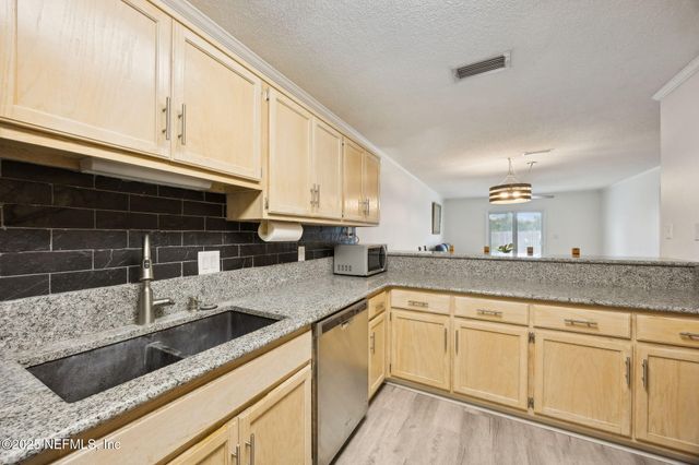 2784 W 5TH Street B, Fernandina Beach, FL 32034