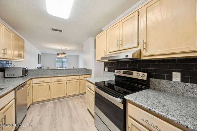 2784 W 5TH Street B, Fernandina Beach, FL 32034