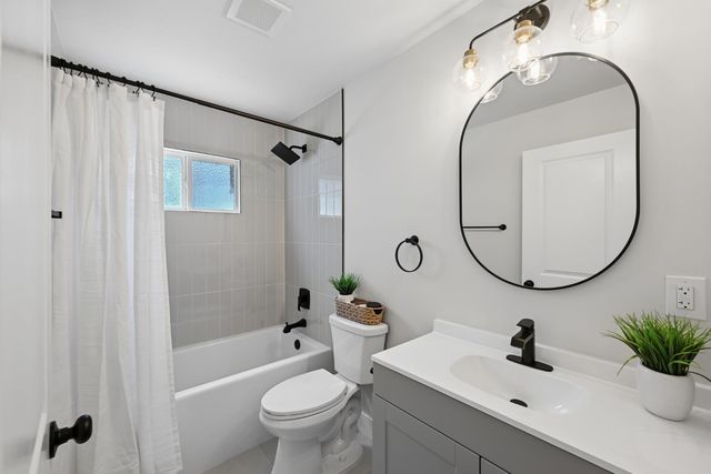 6231 Paris St, Citrus Heights, CA 95621