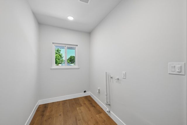 6231 Paris St, Citrus Heights, CA 95621