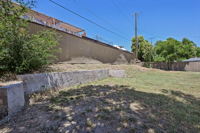 6231 Paris St, Citrus Heights, CA 95621