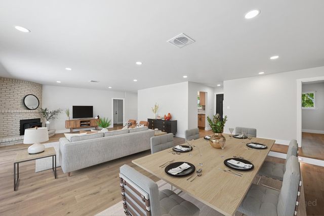 6231 Paris St, Citrus Heights, CA 95621