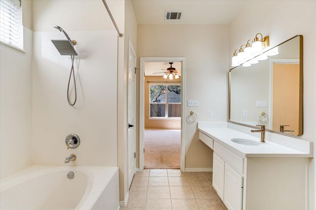 2207 Clover Ridge DR, Cedar Park, TX 78613