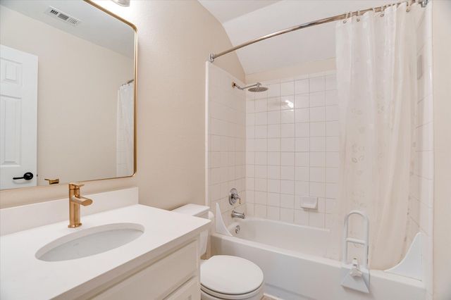 2207 Clover Ridge DR, Cedar Park, TX 78613