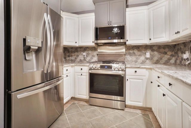 N171W20275 Highland ROAD, Jackson, WI 53037