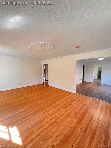 12604 E Outer Drive, Detroit, MI 48224