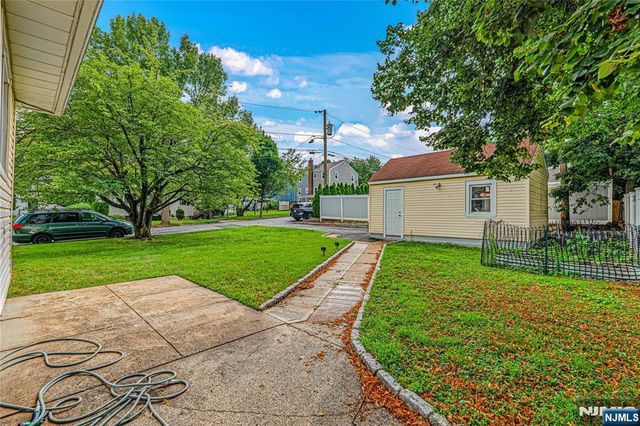 620 Chestnut Avenue, Teaneck, NJ 07666