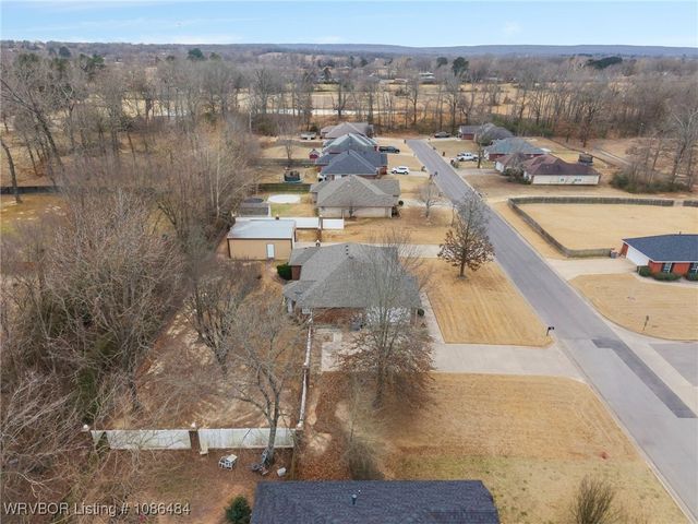 906 Jessie Drive, Lavaca, AR 72941