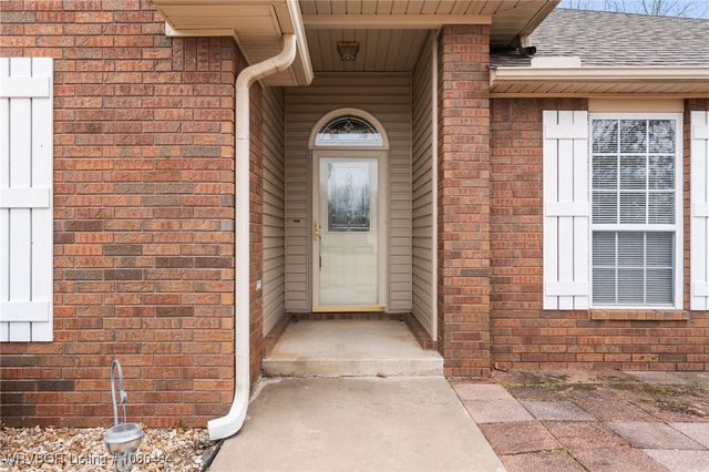 906 Jessie Drive, Lavaca, AR 72941