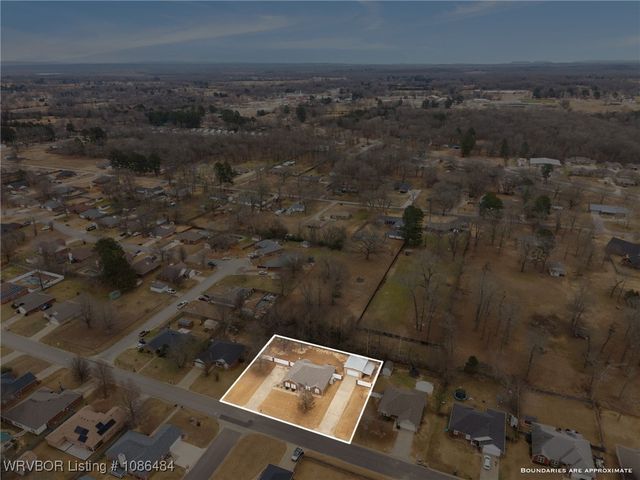 906 Jessie Drive, Lavaca, AR 72941