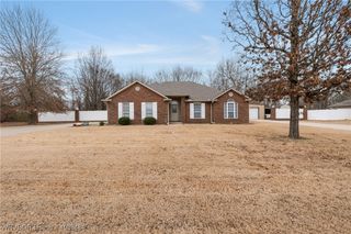 906 Jessie Drive, Lavaca, AR 72941