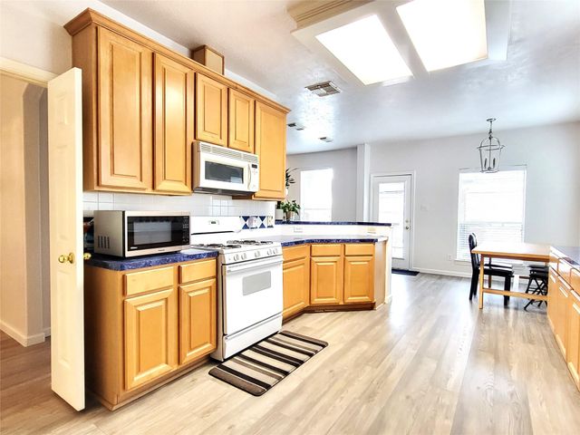 414 Lookout Lane, Dickinson, TX 77539