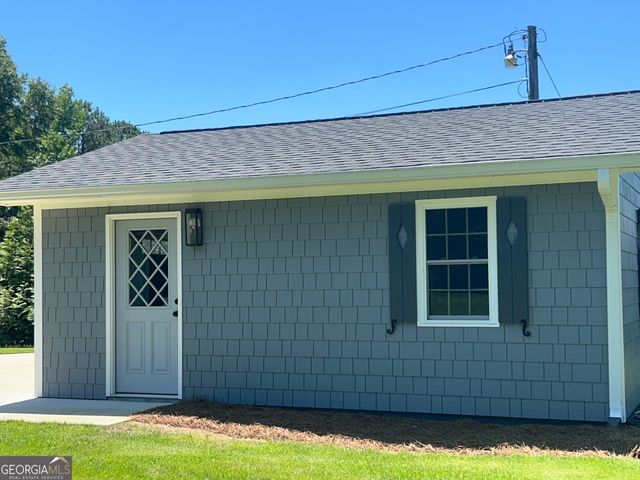 272 Lakeview Drive, Winterville, GA 30683