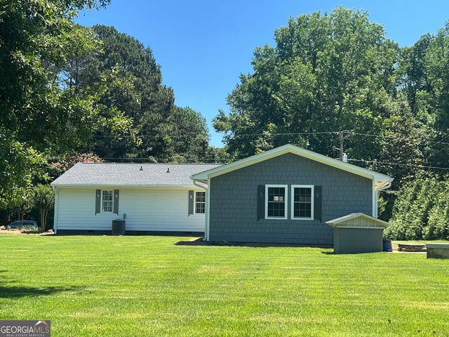 272 Lakeview Drive, Winterville, GA 30683