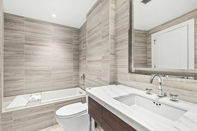 430 Stuart 1619, Boston, MA 02116