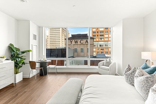 430 Stuart 1619, Boston, MA 02116