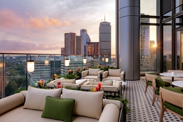 430 Stuart 1619, Boston, MA 02116