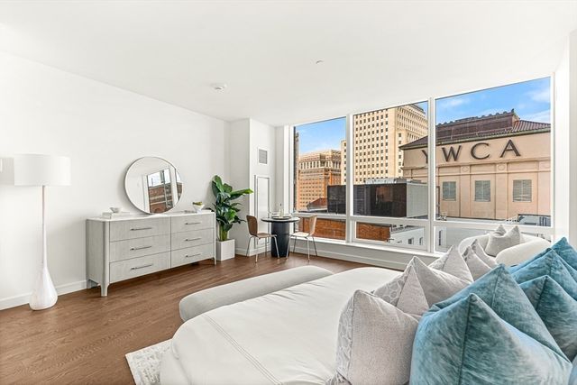 430 Stuart 1619, Boston, MA 02116