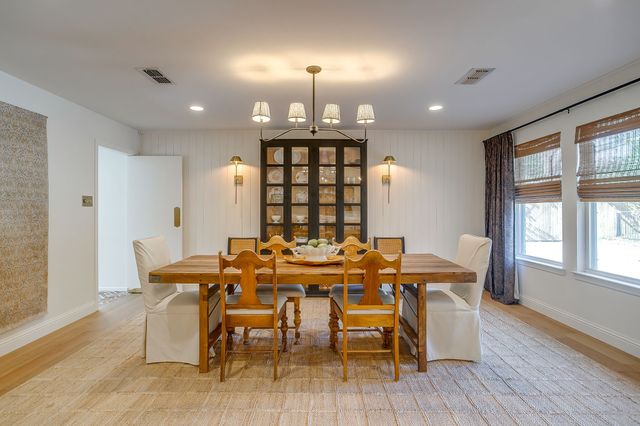 3917 Marys Creek Drive, Benbrook, TX 76116