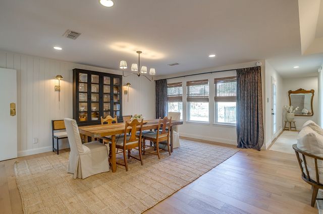 3917 Marys Creek Drive, Benbrook, TX 76116