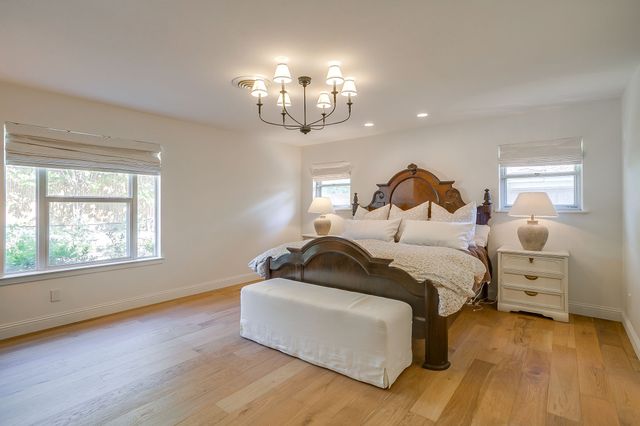 3917 Marys Creek Drive, Benbrook, TX 76116