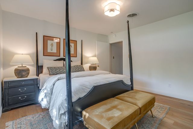 3917 Marys Creek Drive, Benbrook, TX 76116