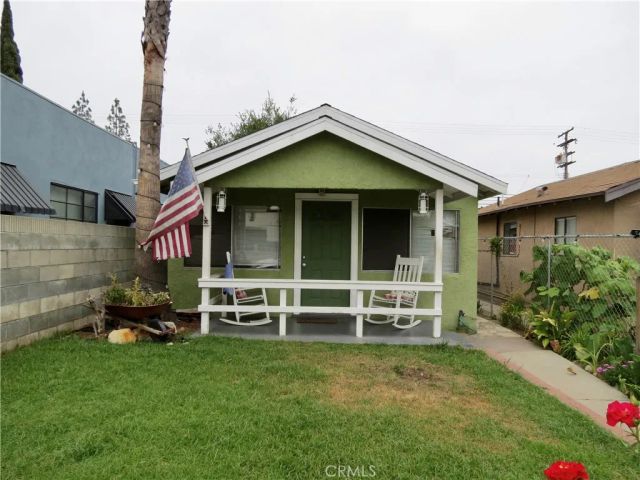 212 N Azusa, Azusa, CA 91702
