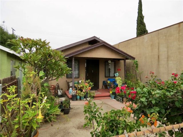 212 N Azusa, Azusa, CA 91702