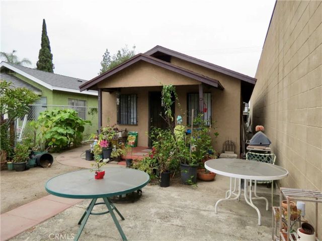 212 N Azusa, Azusa, CA 91702