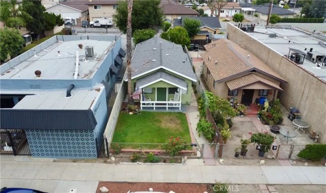 212 N Azusa, Azusa, CA 91702