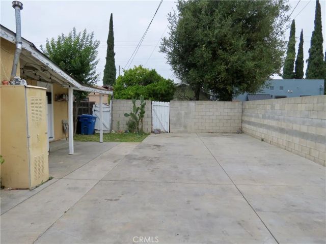 212 N Azusa, Azusa, CA 91702