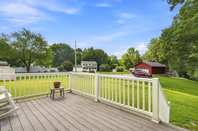 86 Pond, Methuen, MA 01844