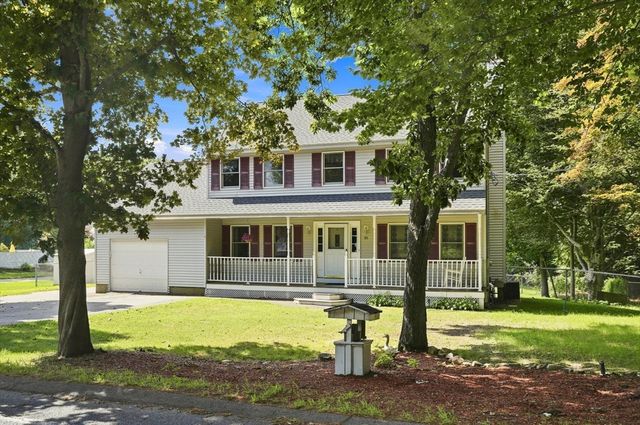 86 Pond, Methuen, MA 01844