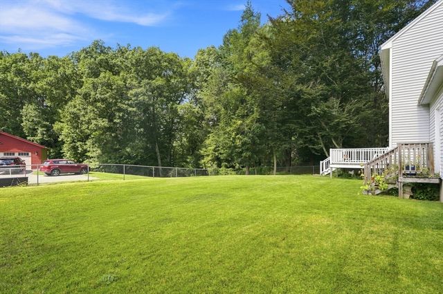 86 Pond, Methuen, MA 01844