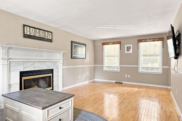 86 Pond, Methuen, MA 01844