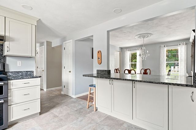 86 Pond, Methuen, MA 01844