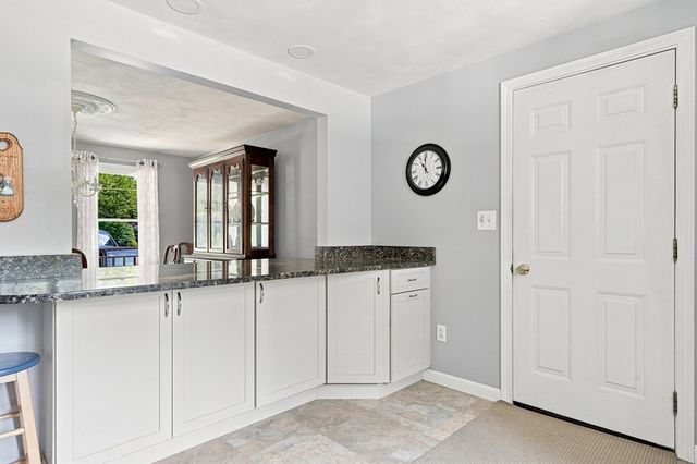 86 Pond, Methuen, MA 01844