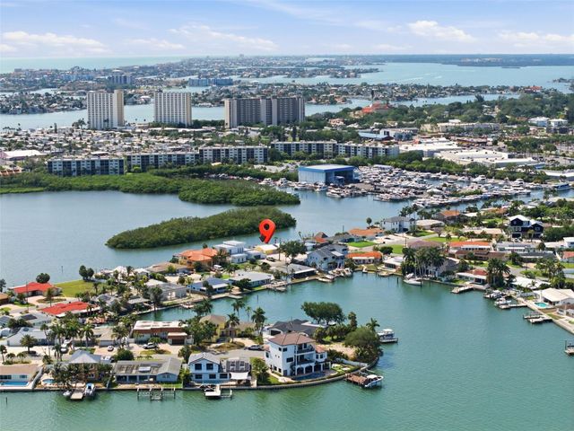1421 SEA GULL DRIVE S, St Petersburg, FL 33707