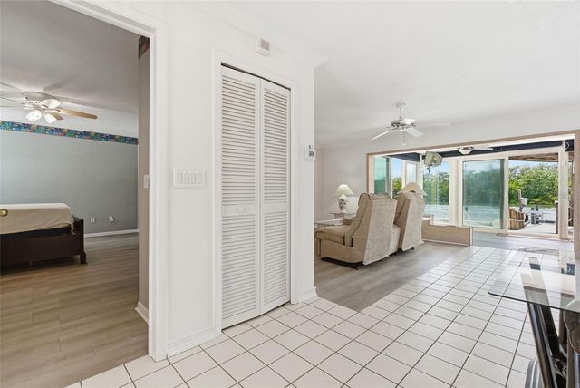 1421 SEA GULL DRIVE S, St Petersburg, FL 33707