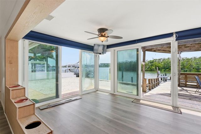 1421 SEA GULL DRIVE S, St Petersburg, FL 33707