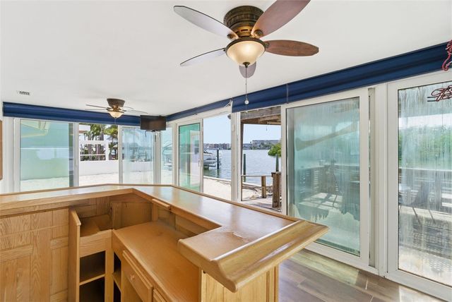 1421 SEA GULL DRIVE S, St Petersburg, FL 33707