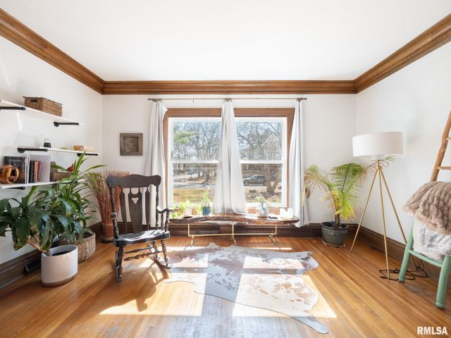 1401 W PARKSIDE Drive, Peoria, IL 61606