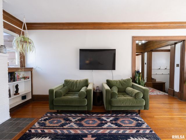 1401 W PARKSIDE Drive, Peoria, IL 61606