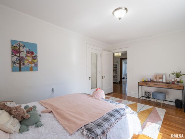 1401 W PARKSIDE Drive, Peoria, IL 61606