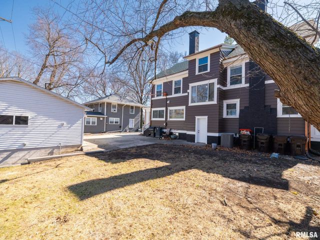 1401 W PARKSIDE Drive, Peoria, IL 61606