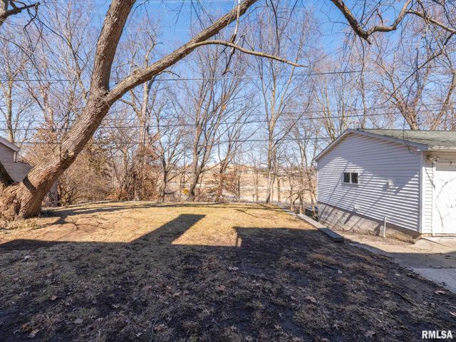 1401 W PARKSIDE Drive, Peoria, IL 61606