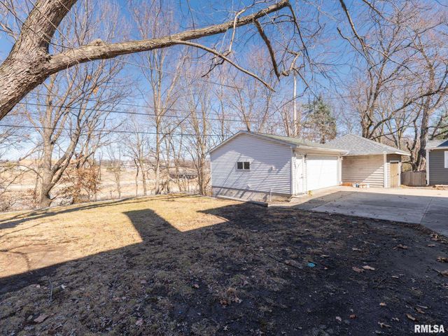 1401 W PARKSIDE Drive, Peoria, IL 61606