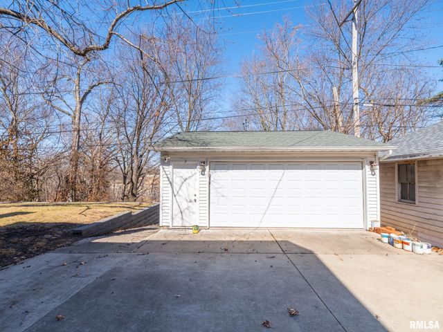 1401 W PARKSIDE Drive, Peoria, IL 61606