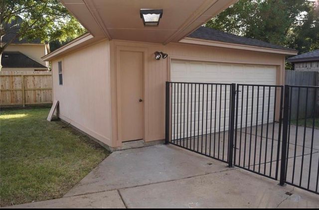 22527 Wildwood Grove Drive, Katy, TX 77450