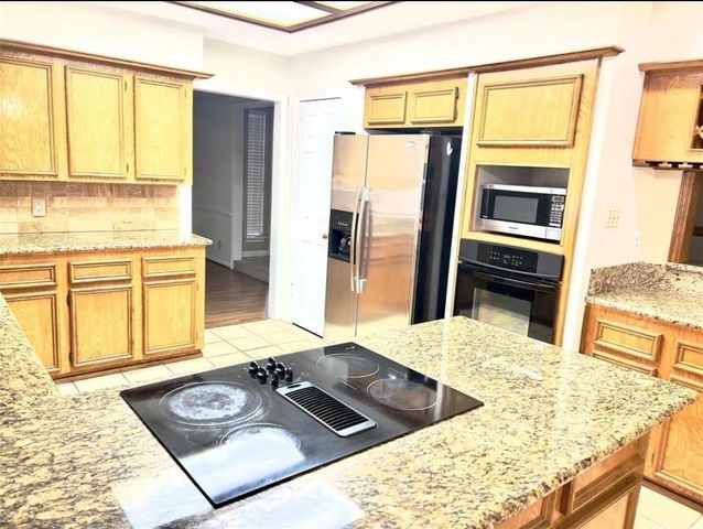 22527 Wildwood Grove Drive, Katy, TX 77450